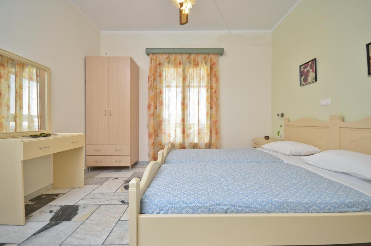 Appartement Kalados -beachfront Studios-