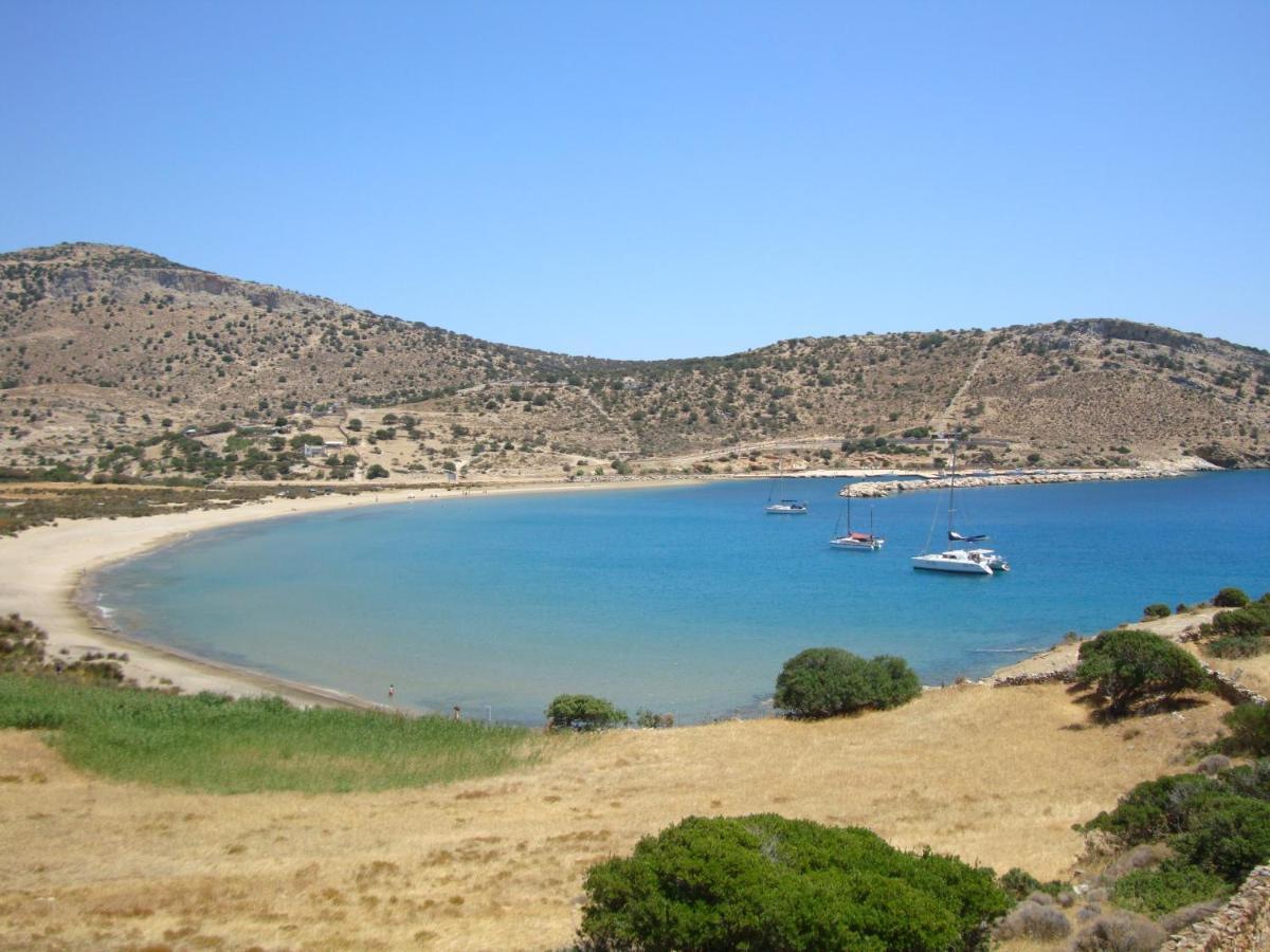 Appartement Kalados -beachfront Studios-