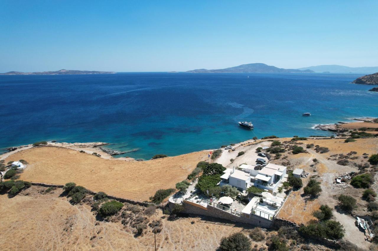 Kalados -beachfront Studios- Appartement *