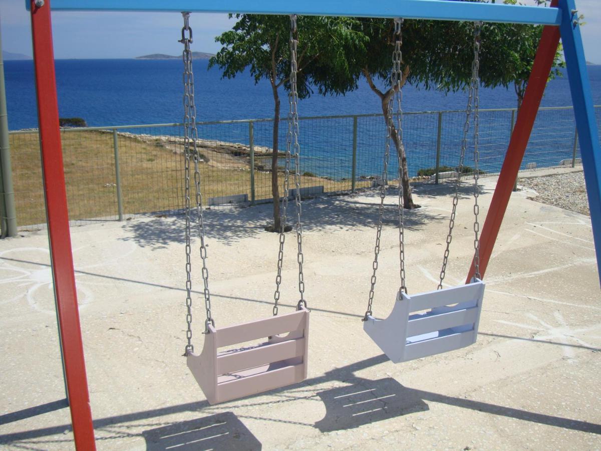 Kalados -beachfront Studios-