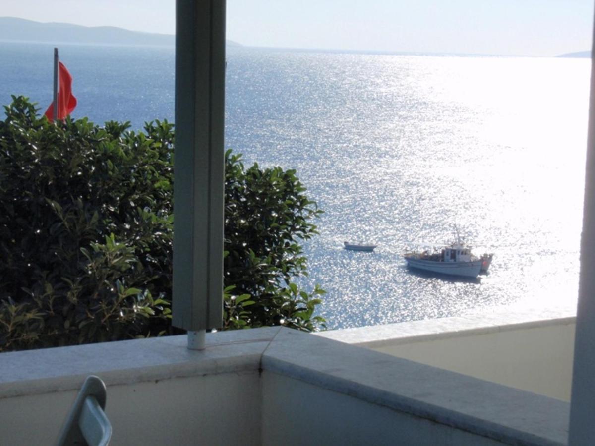 Appartement Kalados -beachfront Studios- Kalando