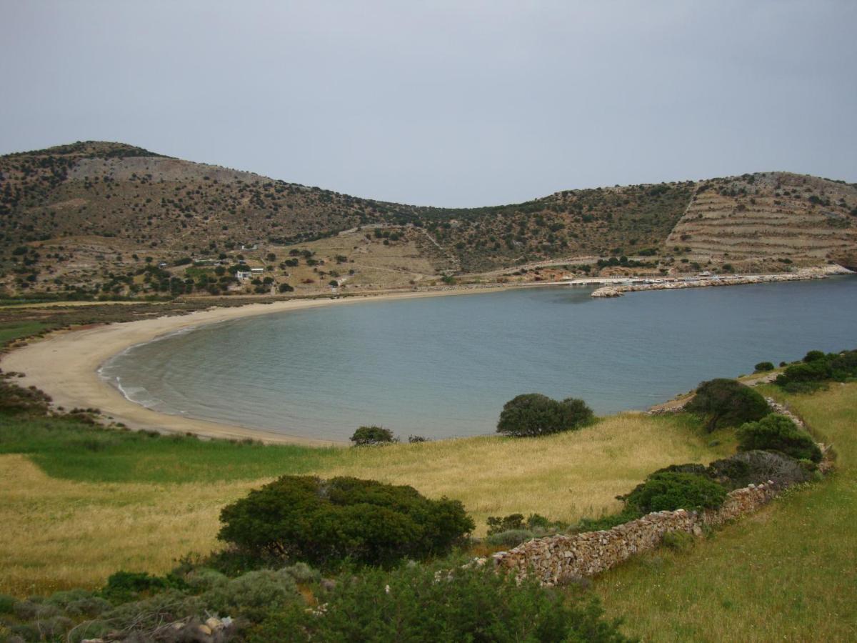 Kalados -beachfront Studios-